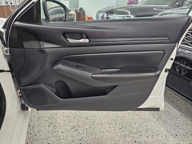 Used 2022 Nissan Altima 2.5 S FWD image 32