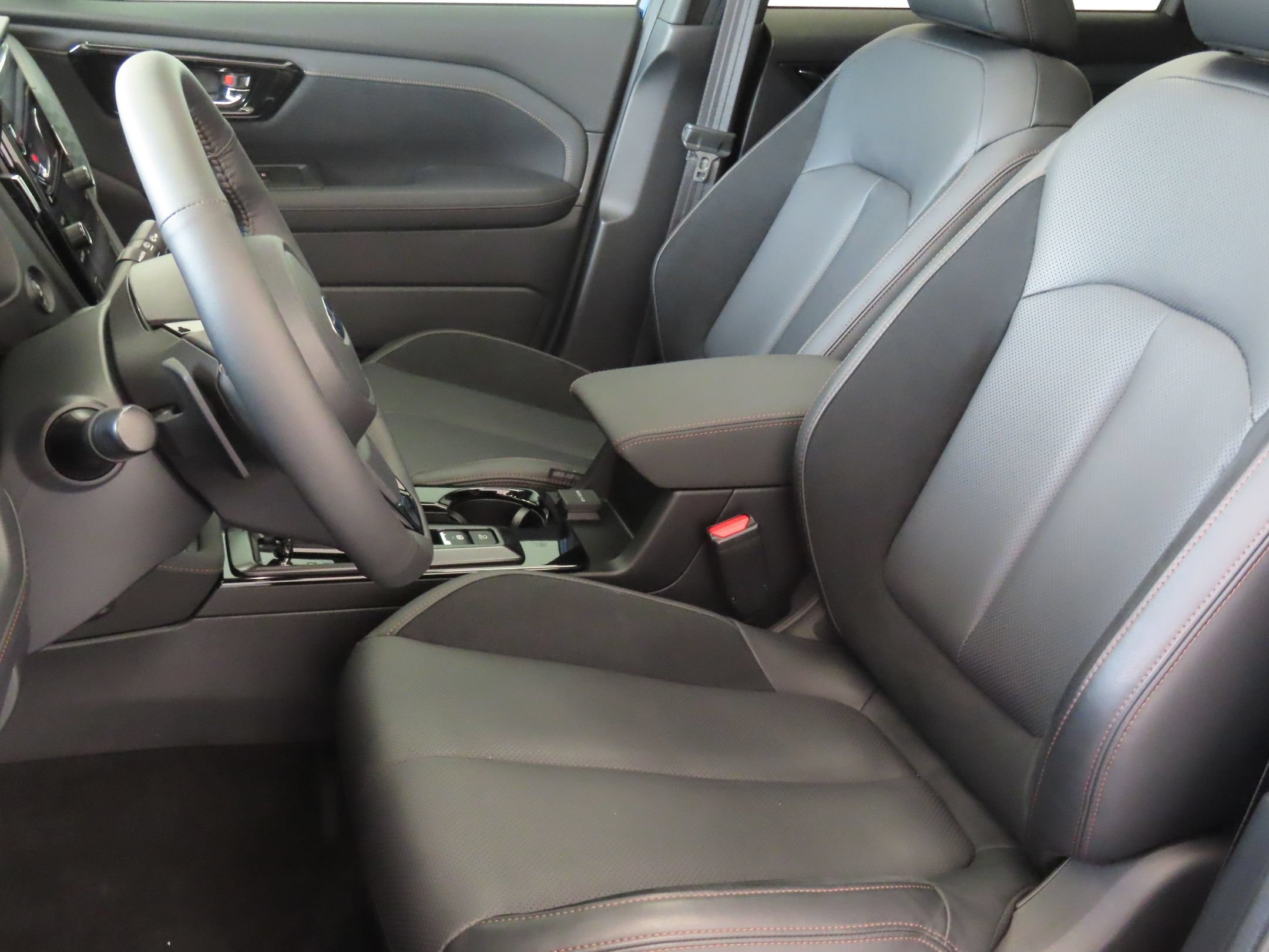 Certified 2026 Subaru Forester Touring AWD/4WD image 11