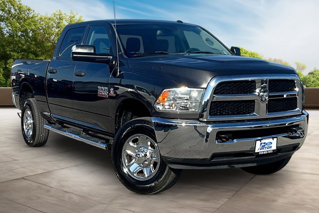 Used 2016 RAM 2500 Tradesman w/ Chrome Appearance Group AWD/4WD image 11