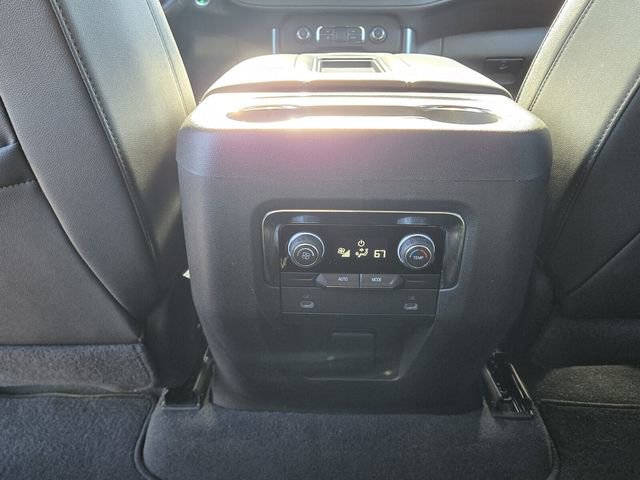 Used 2022 Chevrolet Tahoe Z71 image 17