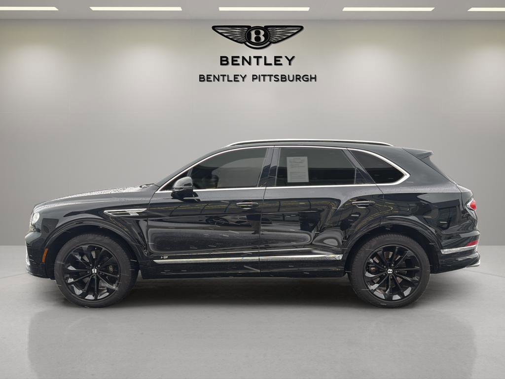 Used 2021 Bentley Bentayga image 11
