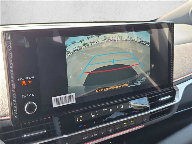 New 2026 Toyota Sienna XSE FWD image 13