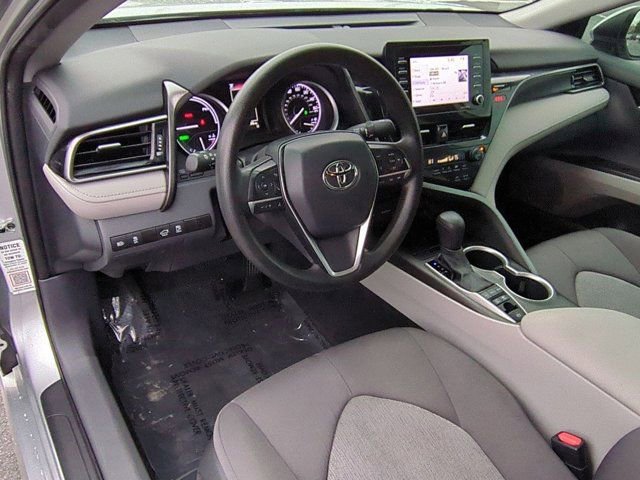 Certified 2022 Toyota Camry LE image 9