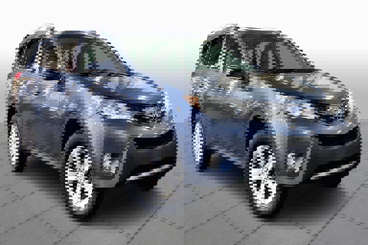 Used 2014 Toyota RAV4 XLE image 3