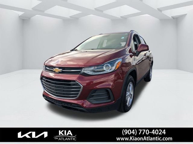 Used 2022 Chevrolet Trax LT w/ LT Convenience Package image 7