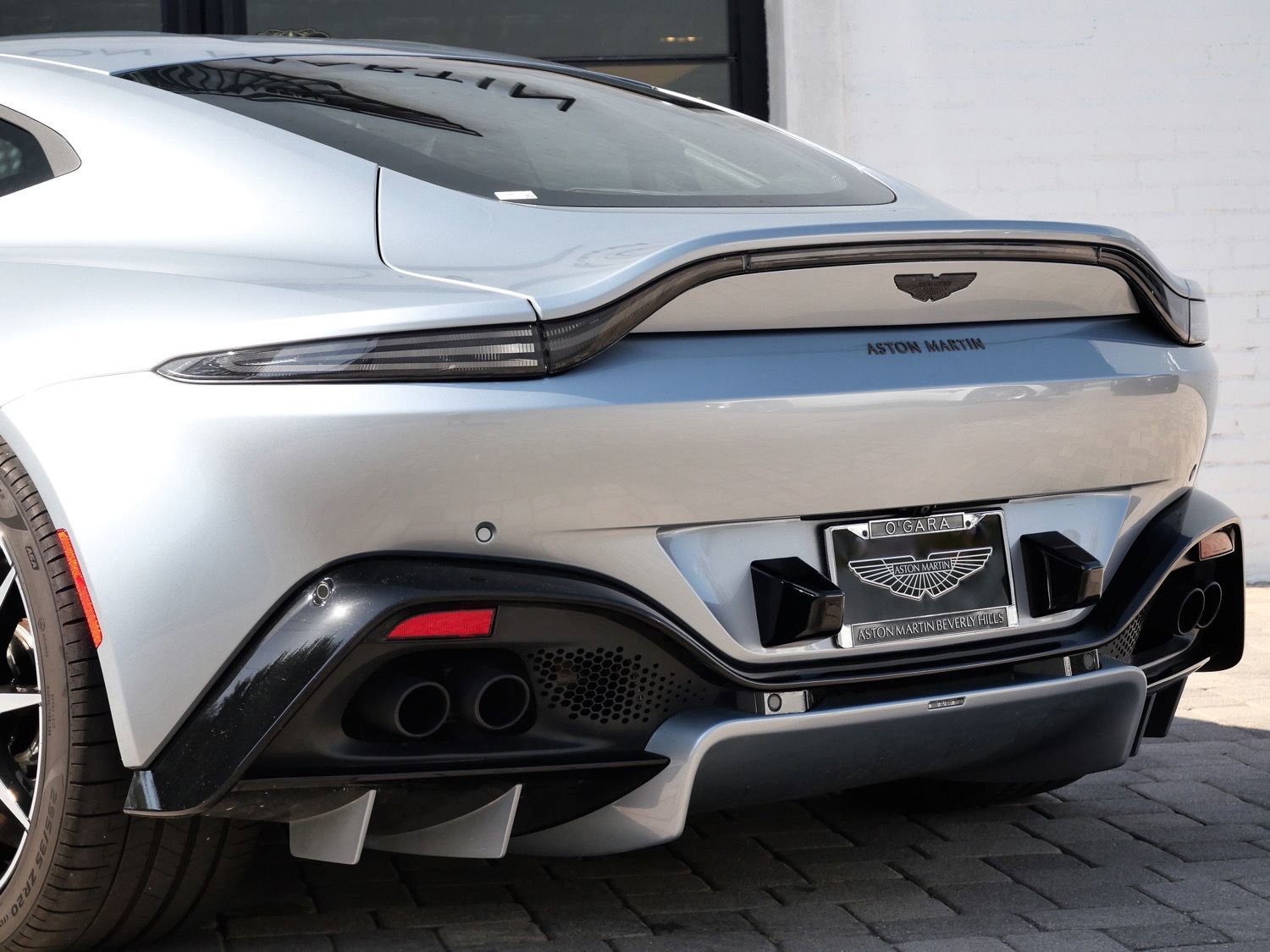 Used 2020 Aston Martin V8 Vantage Coupe RWD image 8