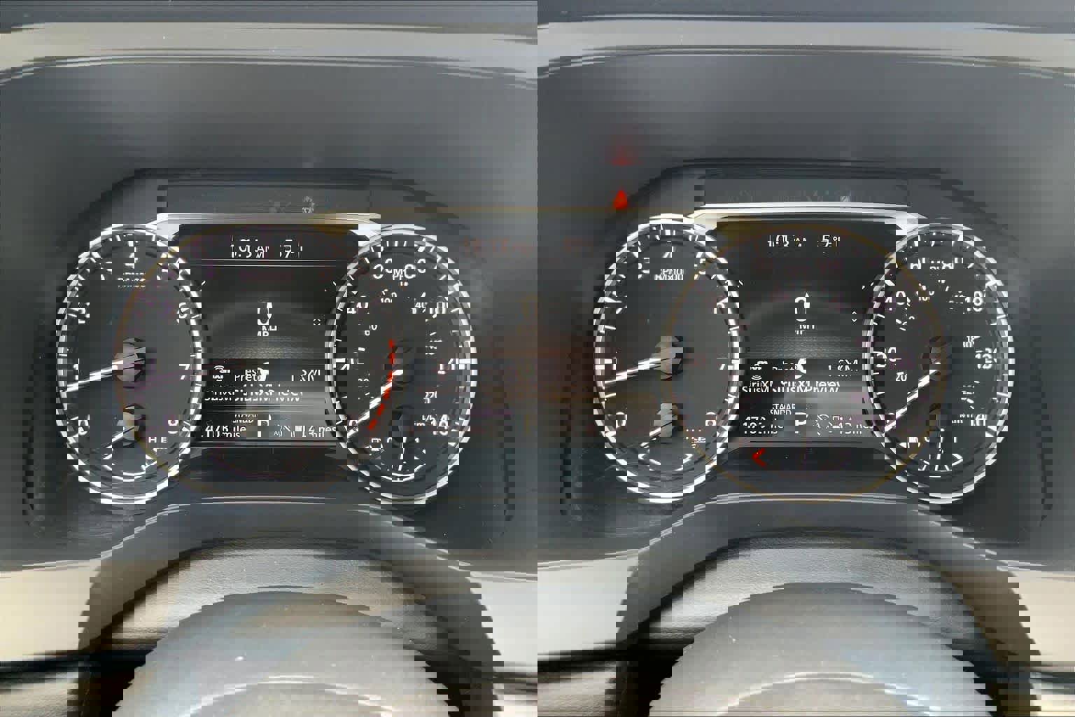 Used 2023 Nissan Pathfinder S FWD image 25