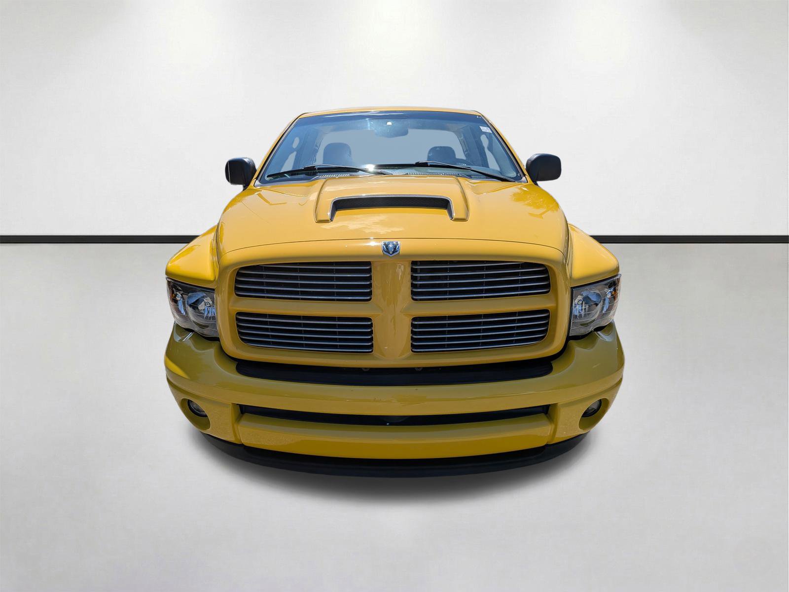 Used 2005 Dodge Ram 1500 Truck SLT w/ Rumblebee Group image 9