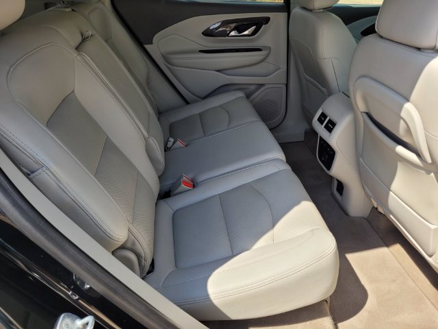 Used 2020 GMC Terrain Denali w/ Denali Premium Package FWD image 14