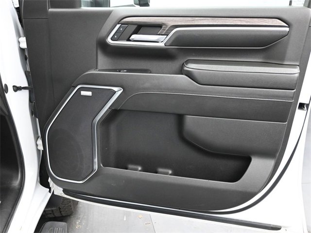 Used 2024 Chevrolet Silverado 2500 LTZ w/ LTZ Convenience Package image 20