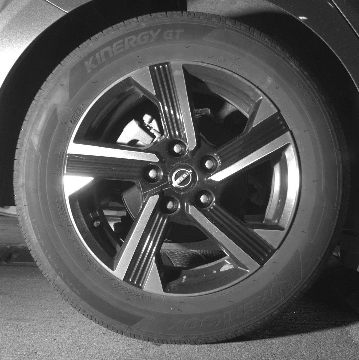 Used 2025 Nissan Sentra SV image 15