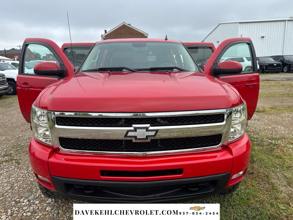 Used 2011 Chevrolet Silverado 1500 LTZ w/ Suspension Package, Off-Road AWD/4WD image 10