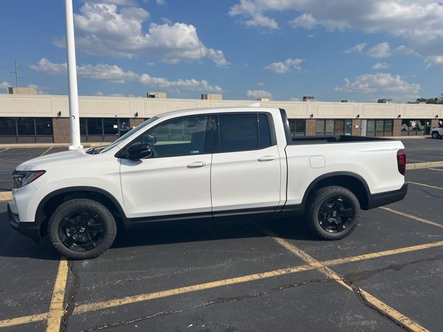 New 2026 Honda Ridgeline Black Edition image 3