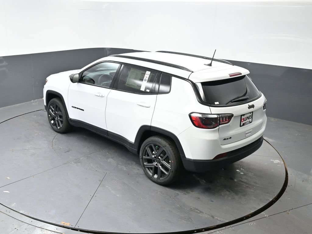 New 2026 Jeep Compass Latitude image 33