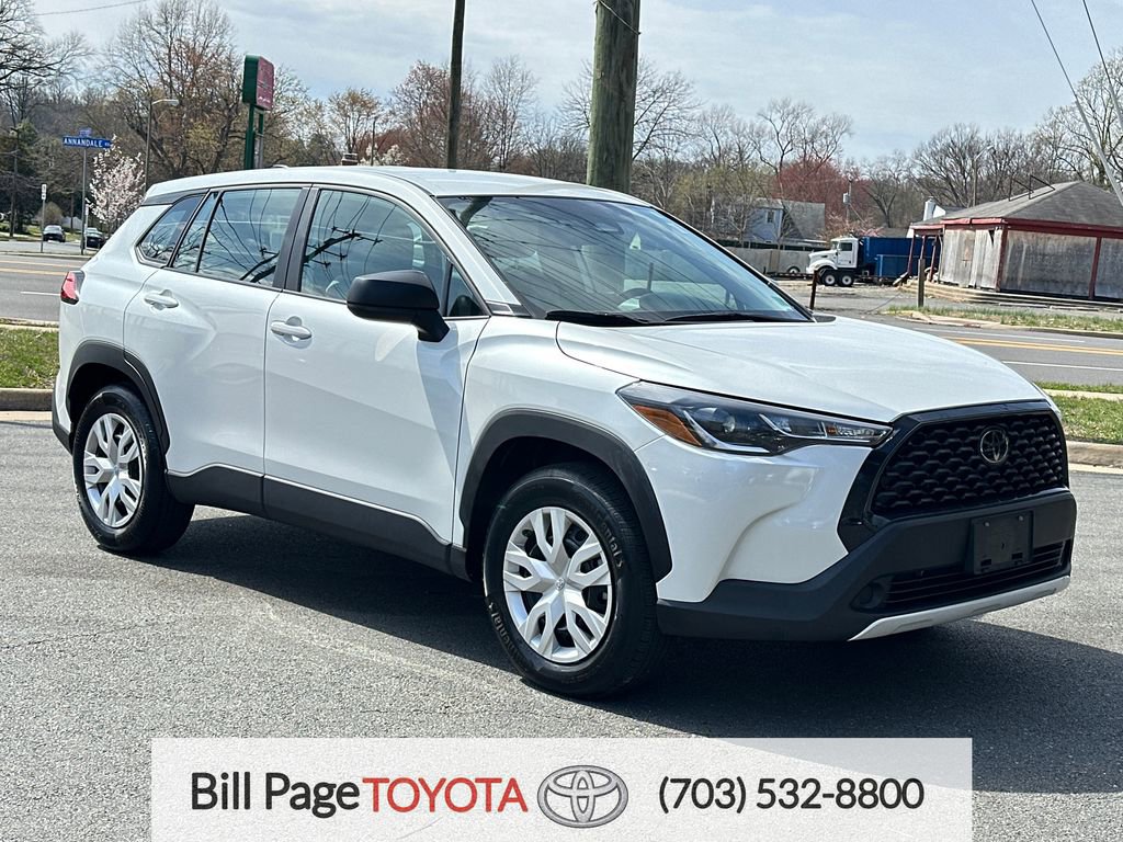 Used 2024 Toyota Corolla Cross L image 1