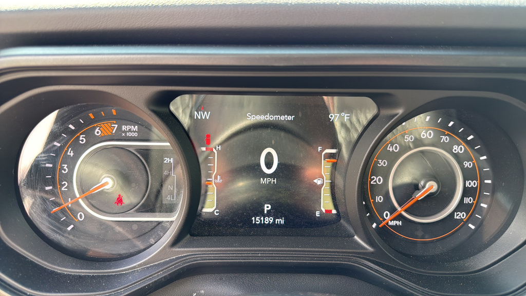 Used 2026 Jeep Wrangler Unlimited Sahara AWD/4WD image 28