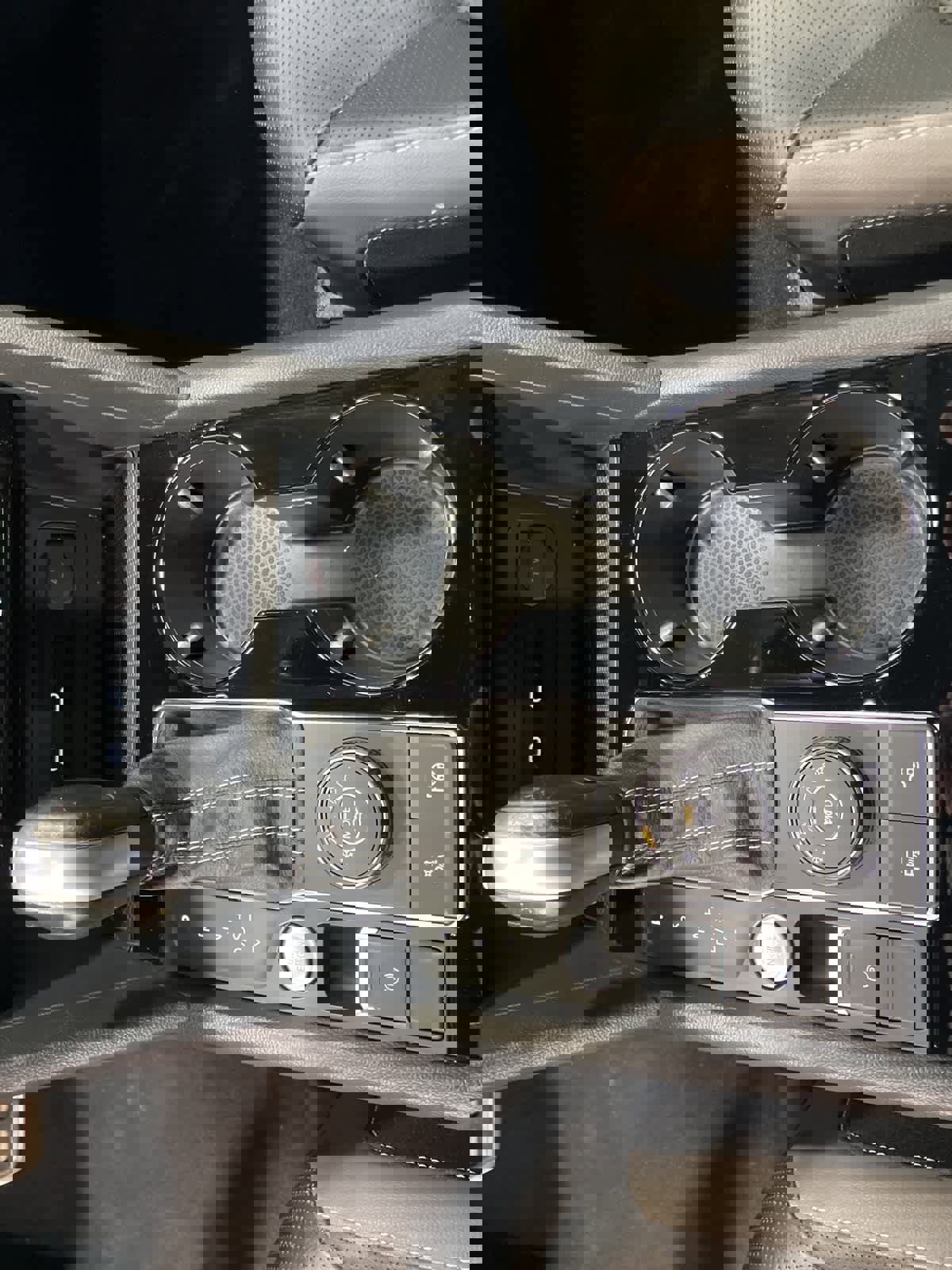 Used 2023 Volkswagen Atlas Cross Sport SEL Premium R-Line image 21