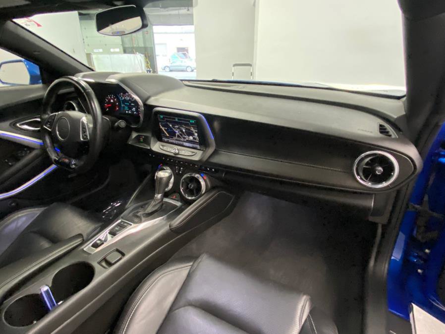 Used 2016 Chevrolet Camaro SS image 25