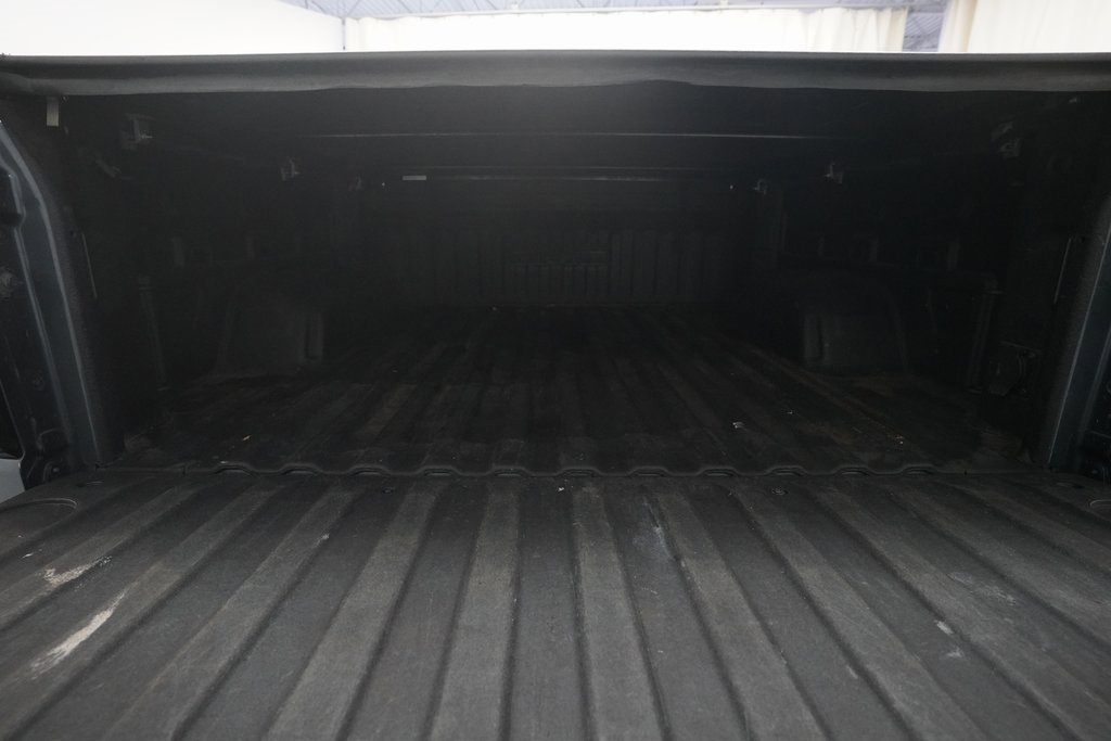 Used 2021 GMC Sierra 1500 Elevation w/ Preferred Package image 10