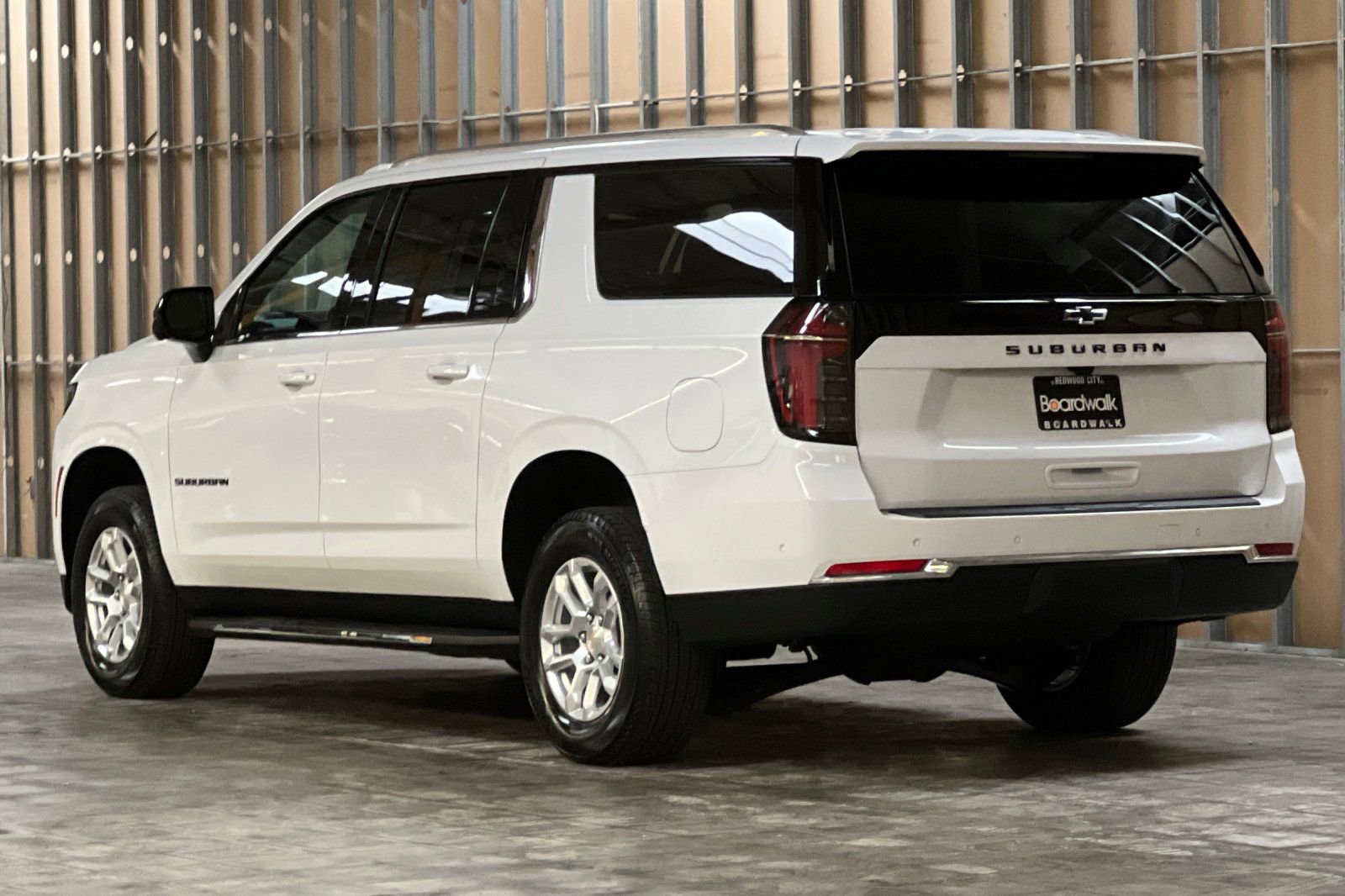 New 2026 Chevrolet Suburban LS w/ LPO, Dark Essentials Package AWD/4WD image 6
