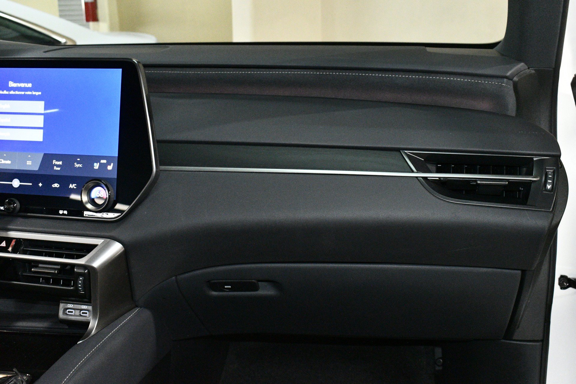 Used 2023 Lexus RX 350 AWD w/ Accessory Package image 24