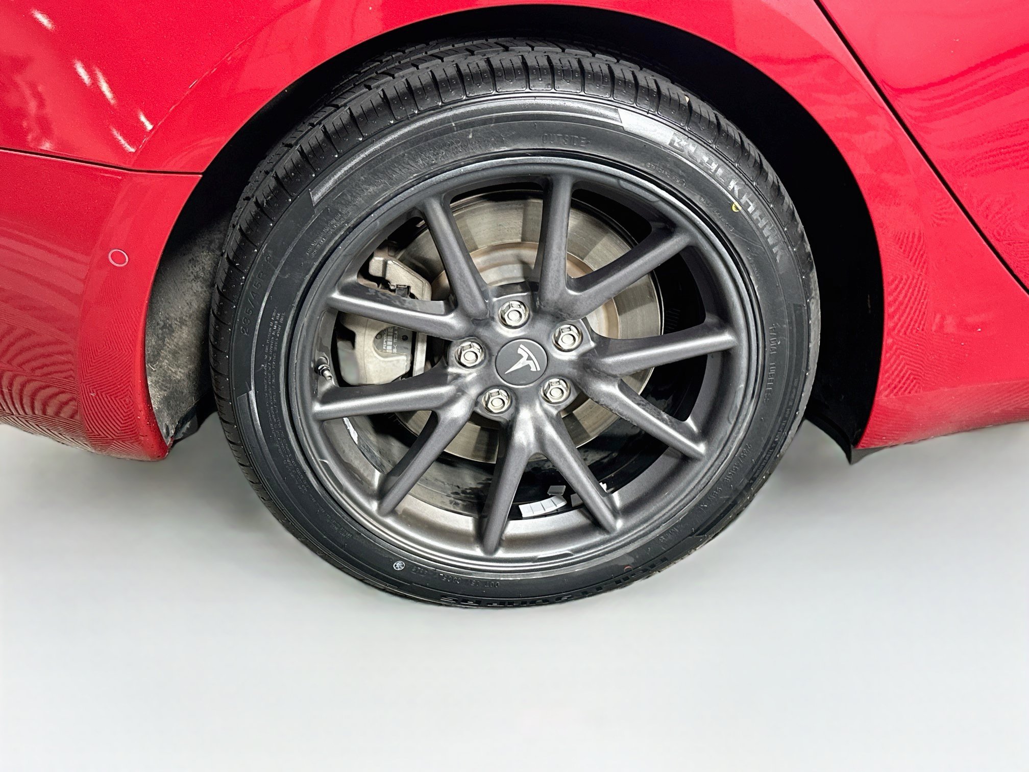 Used 2018 Tesla Model 3 Long Range RWD image 11