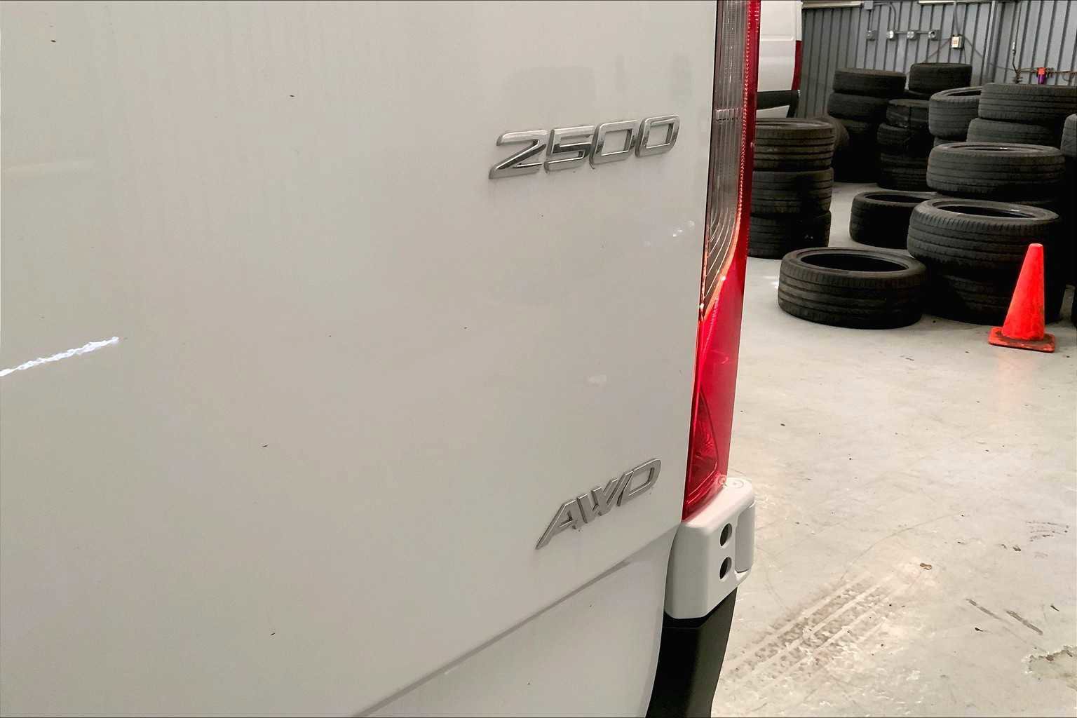 Used 2024 Mercedes-Benz Sprinter 2500 image 13