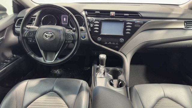 Used 2019 Toyota Camry SE w/ Convenience Package FWD image 17