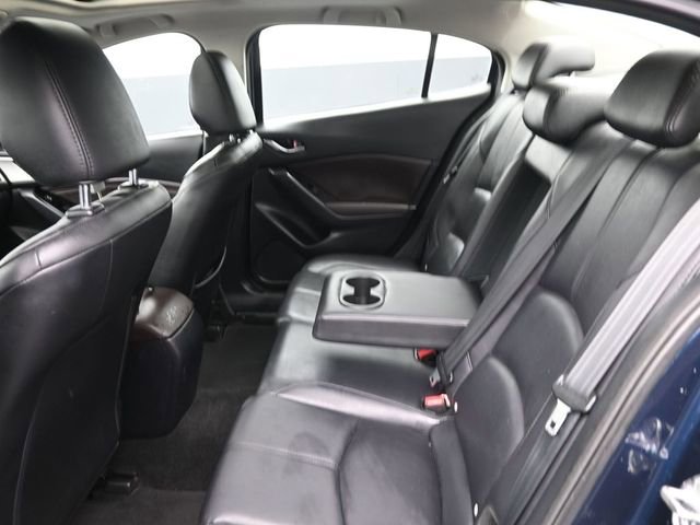 Used 2018 MAZDA MAZDA3 Touring image 22