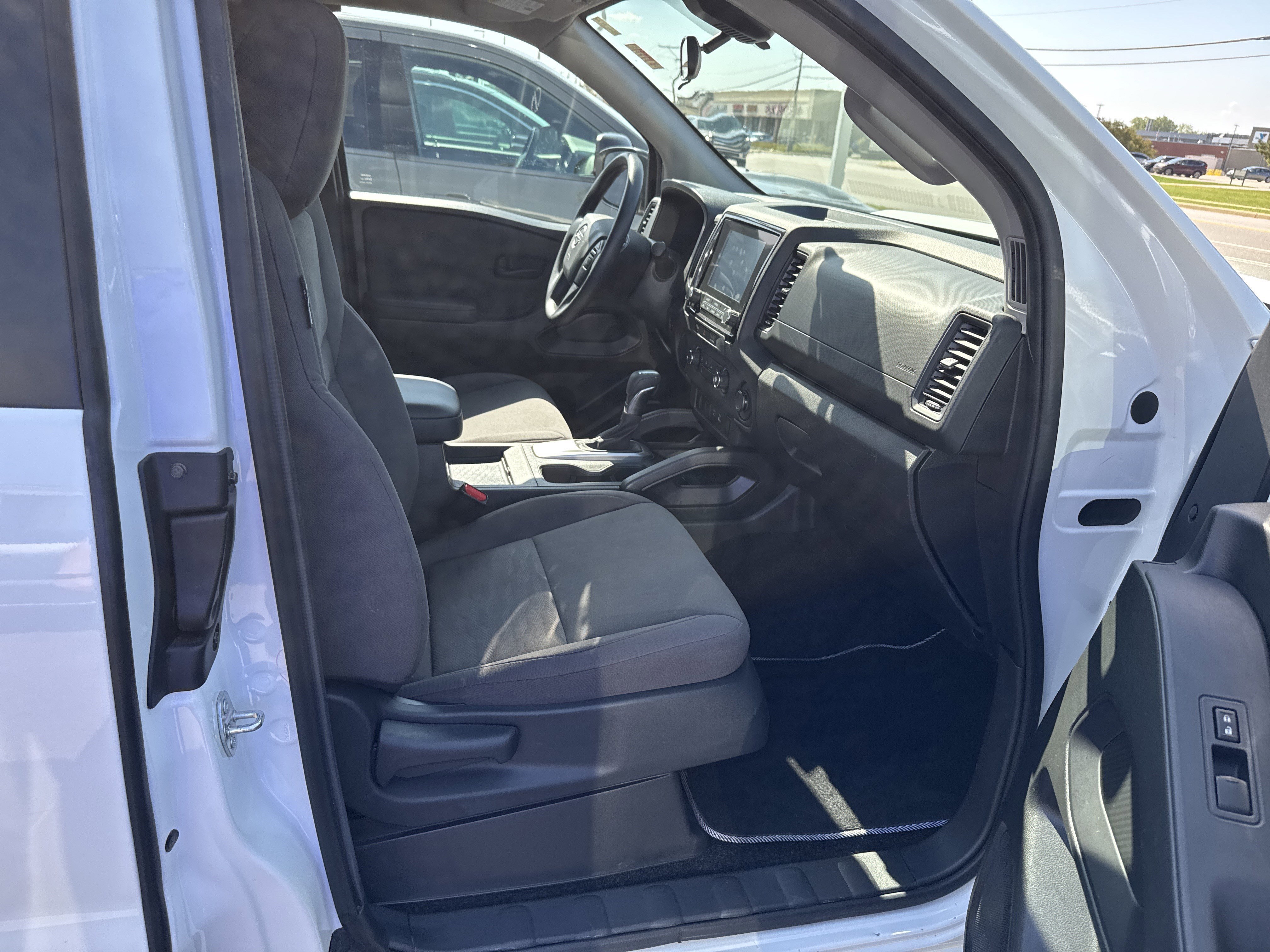 Used 2024 Nissan Frontier S w/ S Utility Package image 46