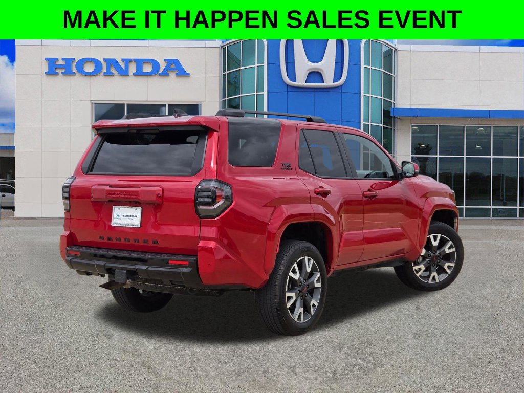 Used 2025 Toyota 4Runner TRD Sport AWD/4WD image 3