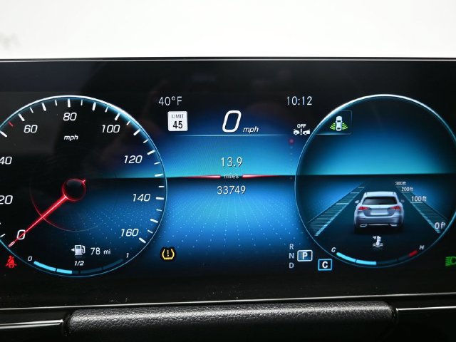 Used 2023 Mercedes-Benz GLA 250 4MATIC w/ Premium Package image 24