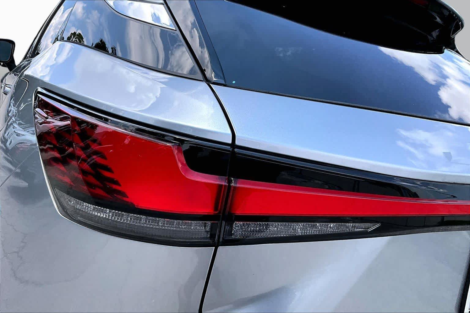 Used 2024 Lexus RX 350 FWD w/ Technology Package image 29