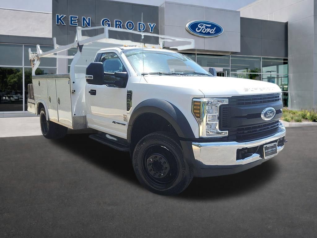 Used 2019 Ford F550 2WD Regular Cab Super Duty image 1