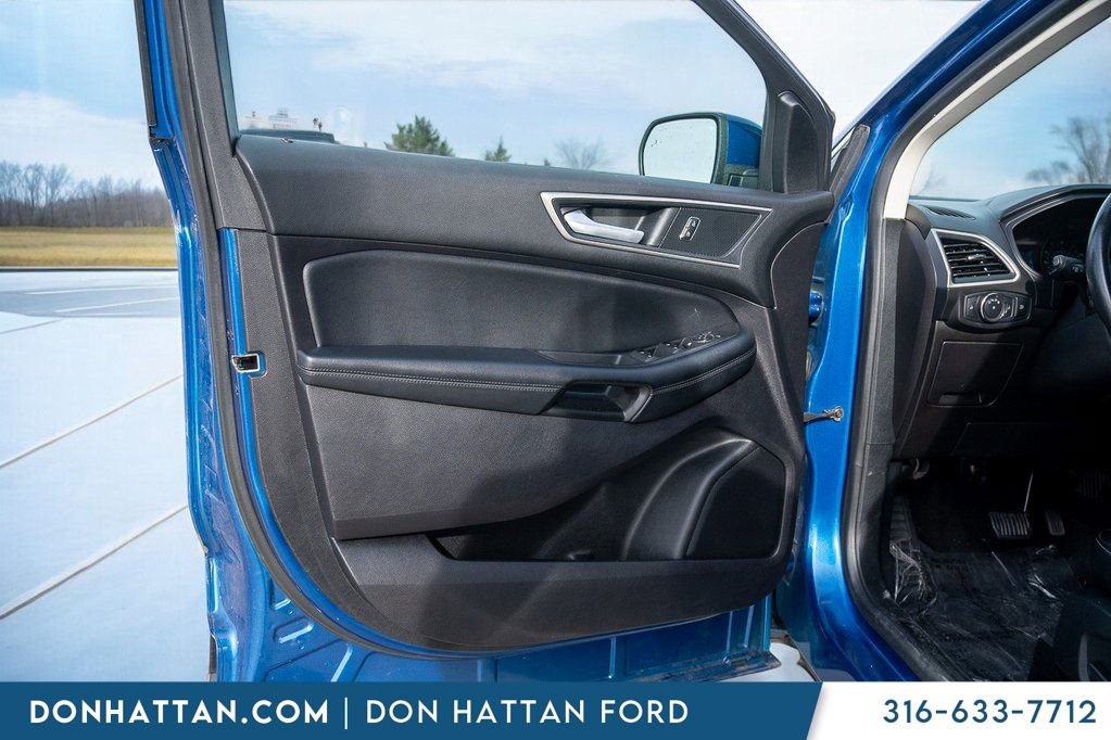 Used 2022 Ford Edge SEL AWD/4WD image 15