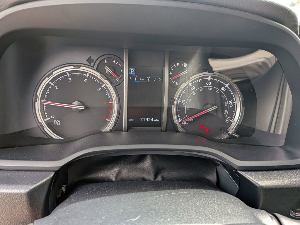 Used 2022 Toyota 4Runner TRD Off-Road Premium w/ Moonroof Package image 18