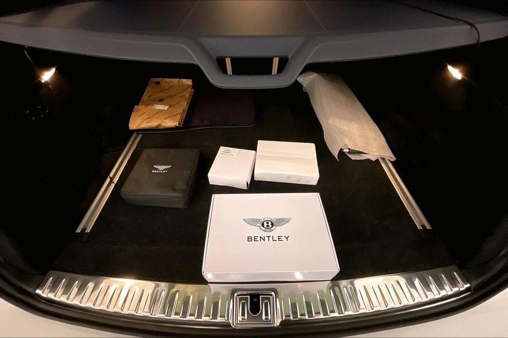 New 2026 Bentley Bentayga AWD/4WD image 32