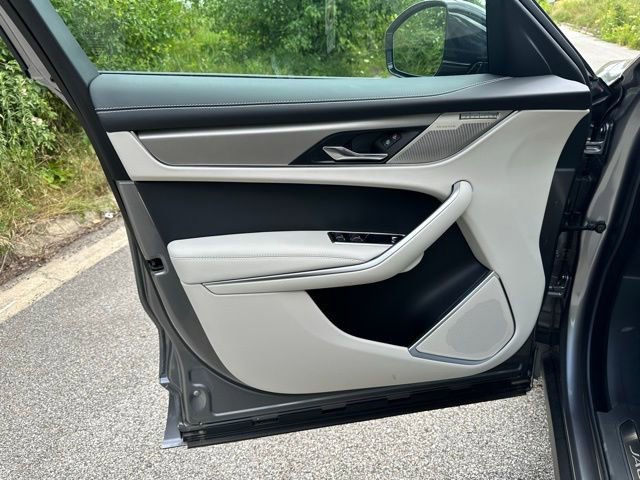 New 2026 Jaguar F-PACE R-Dynamic S AWD/4WD image 10