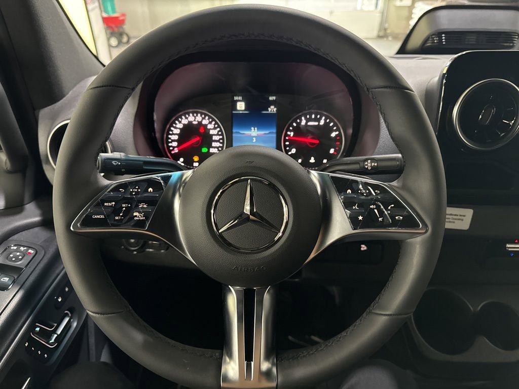 New 2025 Mercedes-Benz Sprinter 2500 image 33