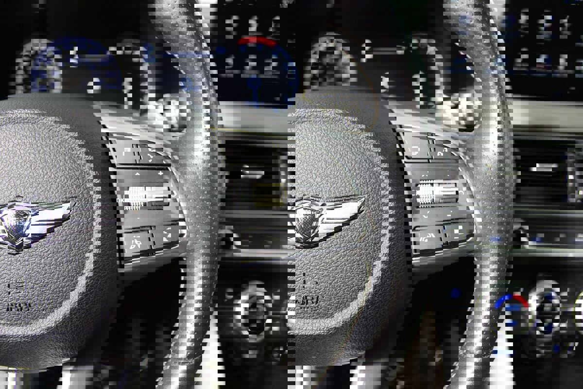 Used 2023 Genesis G70 2.0T w/ Sport Prestige Package image 6