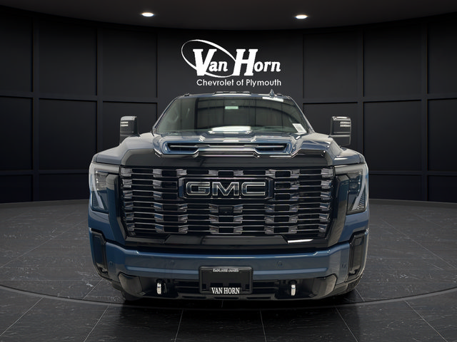 Used 2025 GMC Sierra 3500 Denali Ultimate AWD/4WD image 2