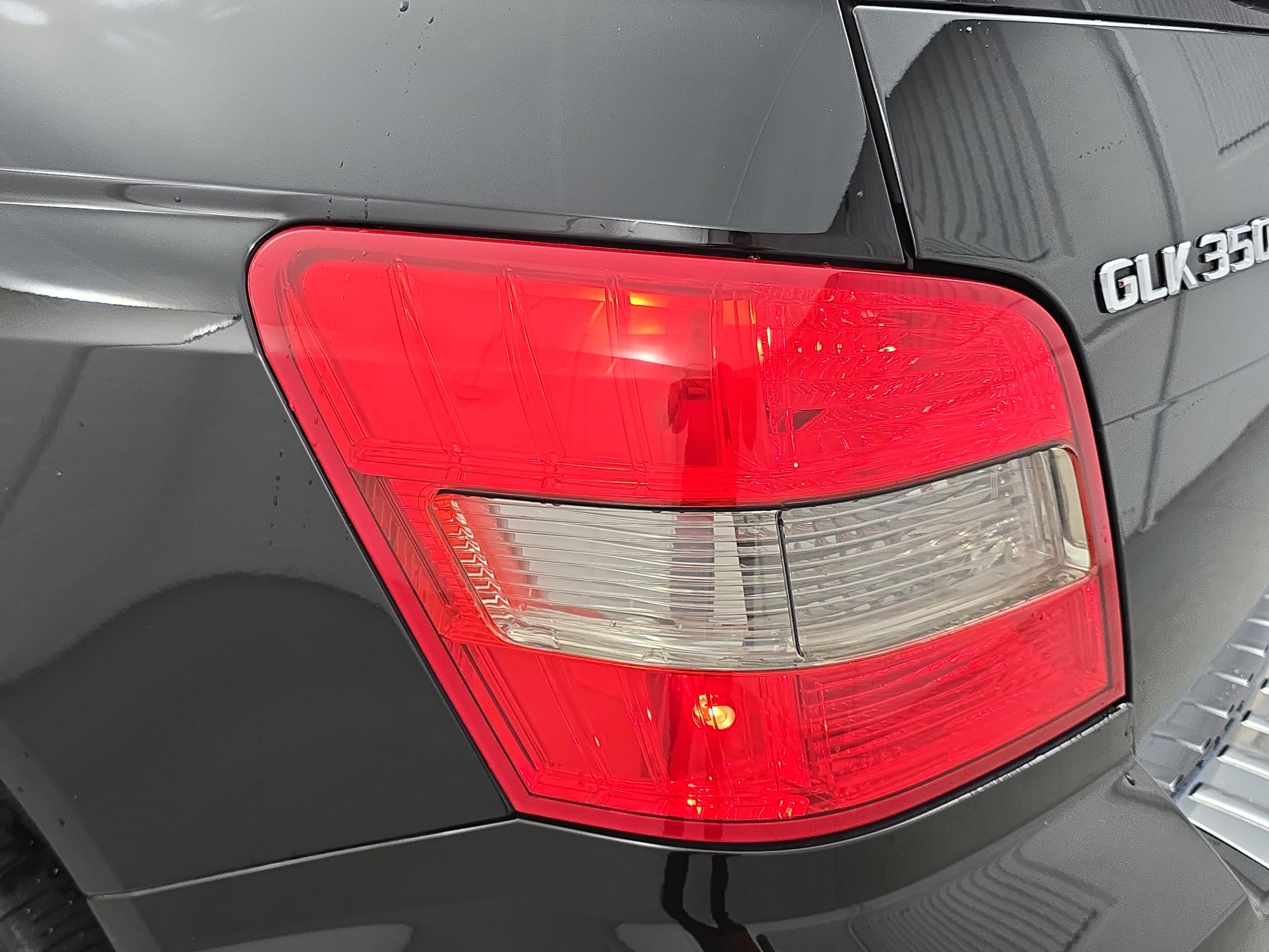 Used 2011 Mercedes-Benz GLK 350 2WD image 35