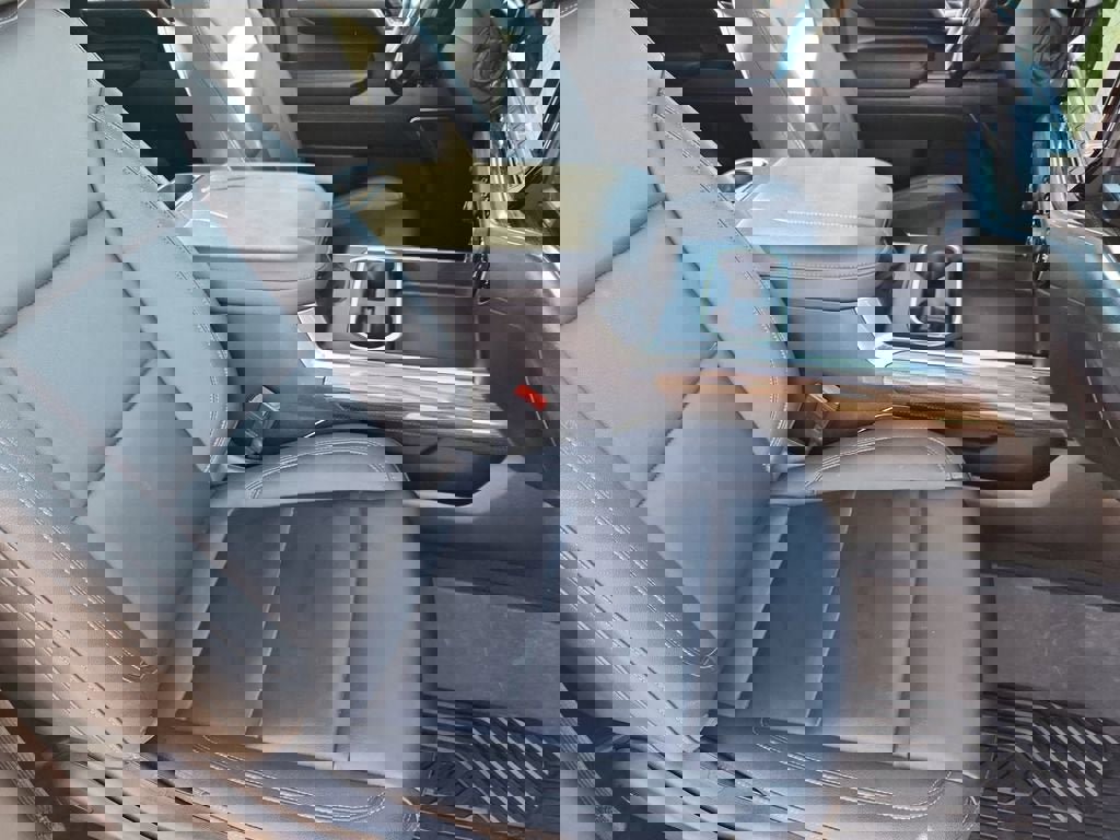 Used 2024 Chevrolet Silverado 2500 LT w/ All Star Edition image 15