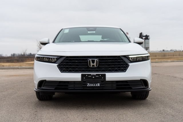 Used 2023 Honda Accord LX image 2