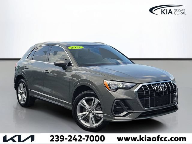 Used 2022 Audi Q3 2.0T Premium w/ Convenience Package AWD/4WD image 1