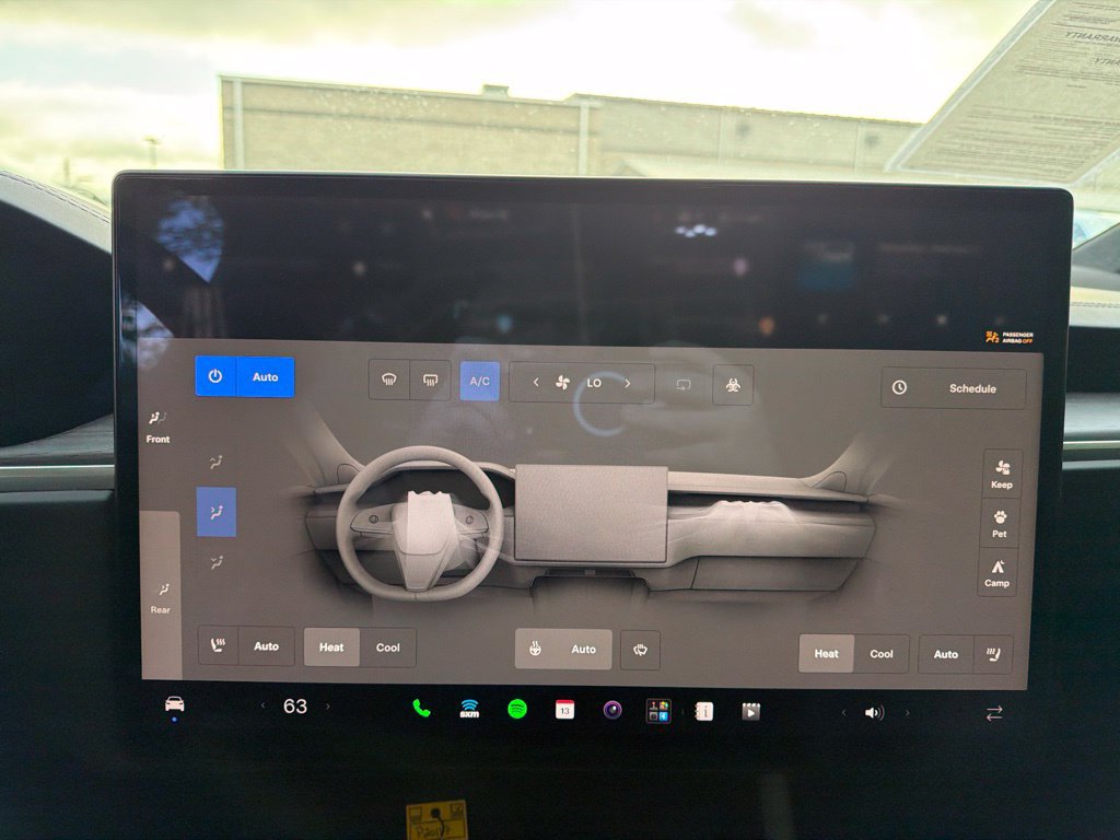 Used 2024 Tesla Model X AWD/4WD image 11