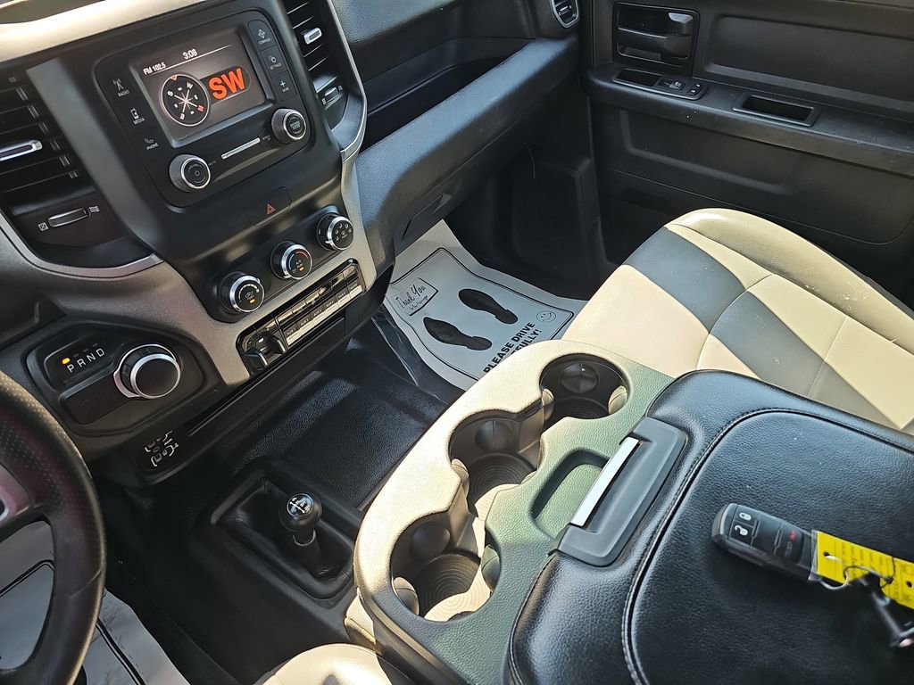 Used 2021 RAM 2500 Tradesman w/ Chrome Appearance Group AWD/4WD image 27