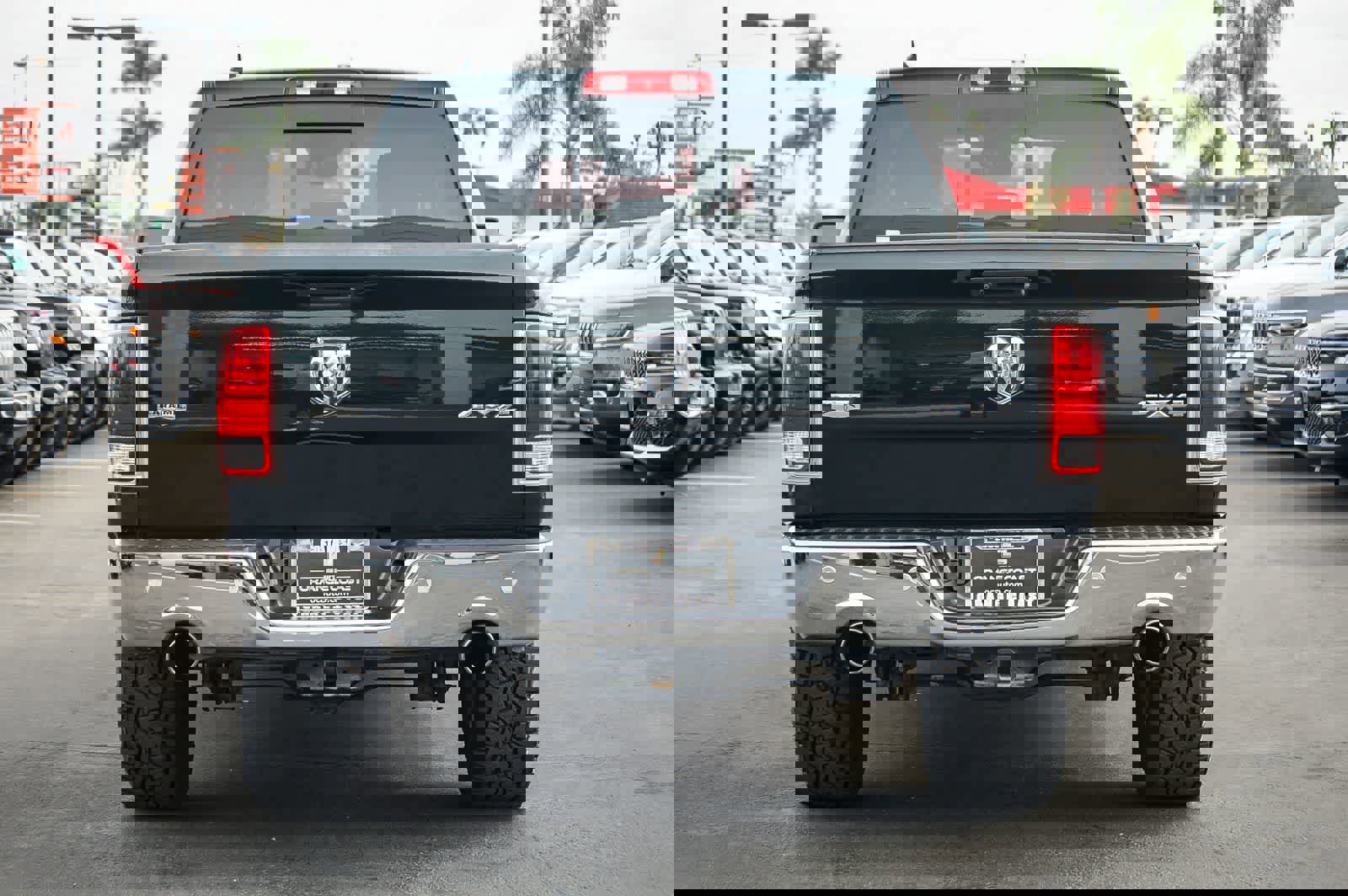 Used 2017 RAM 1500 Laramie w/ Convenience Group image 5