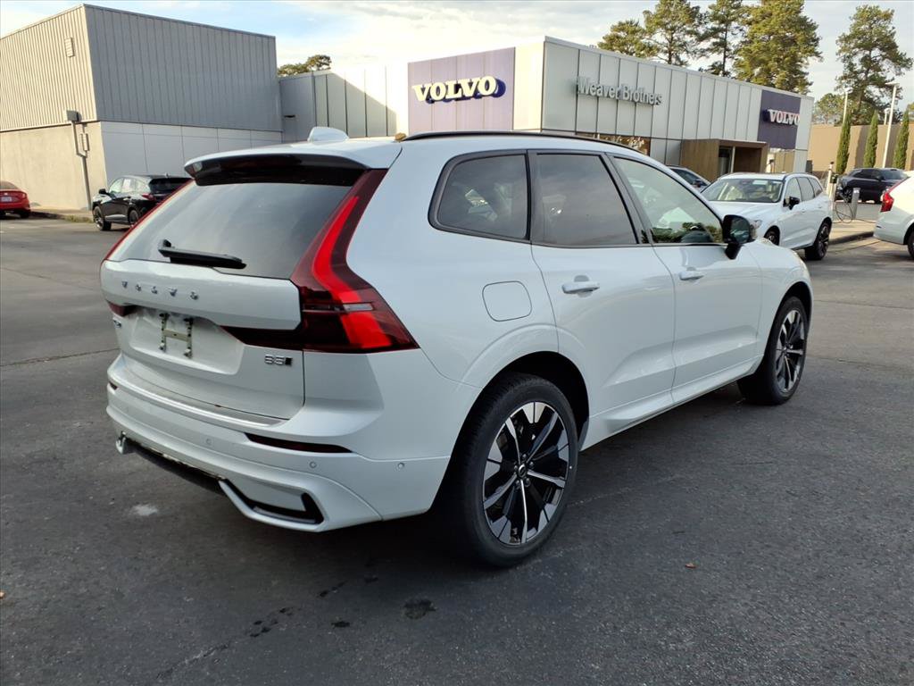 New 2026 Volvo XC60 B5 Plus w/ Protection Package Premier AWD/4WD image 3
