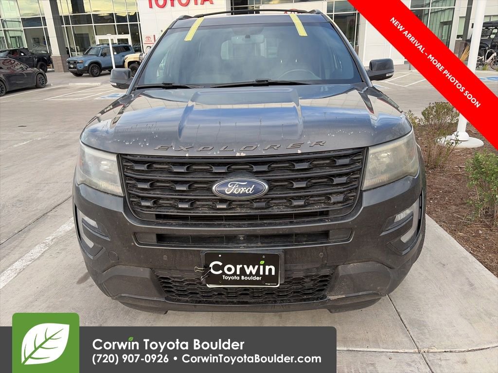 Used 2017 Ford Explorer Sport w/ Equipment Group 401A AWD/4WD image 2